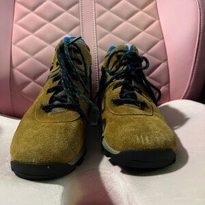 Timberland Kids Tan Boots with Blue Highlights